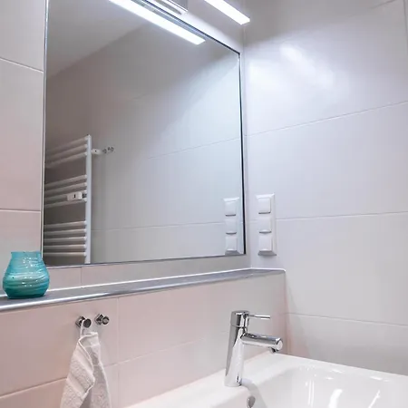 Apartment Uhl *