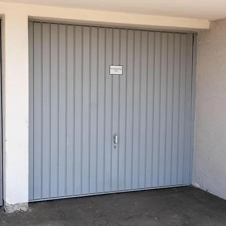Uhl Apartment *